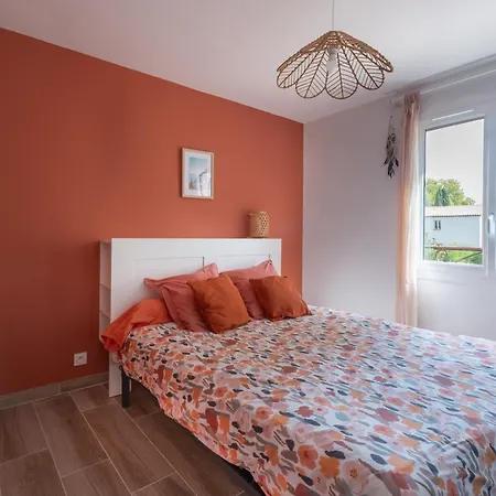 T2 - Proche De La Apartment